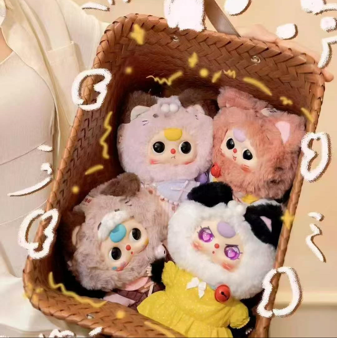 Baby Three Kitten Wardrobe blindbox